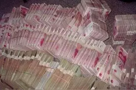 政策规定存款自愿取款自由，为什么取钱超过5万块钱要预约？图片