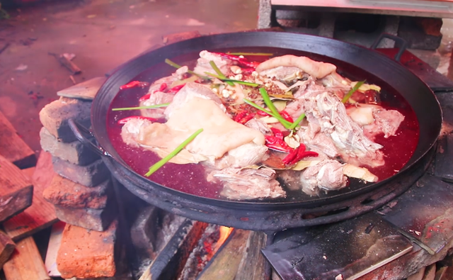 羊肉这样吃才叫爽，配方和诀窍都教给你，羊肉不膻不腻，好吃过瘾
