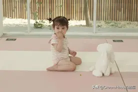 爬行磕碰刮擦好多伤，你该怎样保护宝宝的小膝盖？图片
