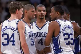 大学时曾做过队友的9组NBA球星：有人成为敌人，有人依然保持友谊图片