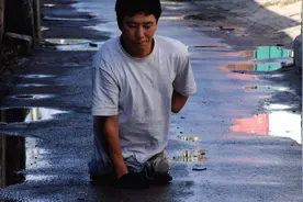 男子误捡一根链子，四肢仅剩右臂，放射性辐射为何如此厉害？视频封面