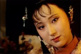 真绝了！薛宝钗靠姿色套路宝玉，林黛玉高情商霸气打脸，句句诛心图片