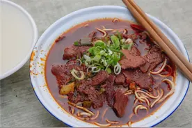 中国4碗知名牛肉面大PK，看完这么多面，你站哪一碗？图片