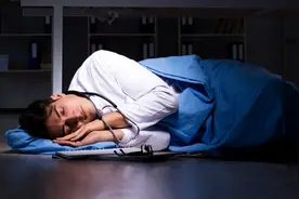 夜班工作有致癌风险？世卫组织证实：可能致癌，新研究解释原因图片