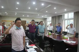 庄严宣誓！安陆市各地各单位开展党员重温入党誓词活动图片