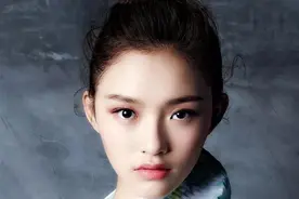 两位画家笔下的“美人鱼”，谁更技高一筹呢图片