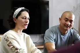 福建小伙远赴阿根廷创业，与洋媳妇相恋4个月闪婚：生下3个混血娃图片