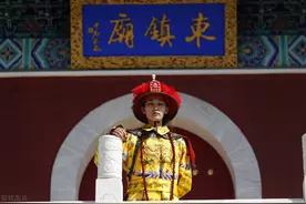 聊聊浙江富二代奢侈的生活，包戏班子，光让他们独自演戏，不看戏图片