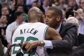 人均火枪手、远投漫如雨——如今nba的三分球疯狂到了什么地步？图片