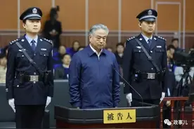 “推土机市长”“发审皇帝”……小绰号背后更有大问题图片