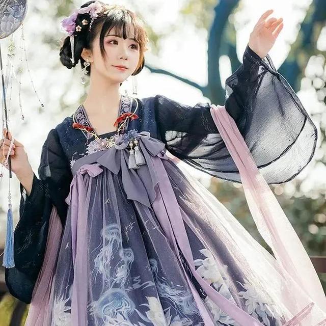 安利中华风的Lolita