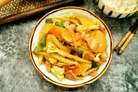苏北特色菜，没吃过的满脸嫌弃，以为是剩菜，吃一口却停不下筷子图片