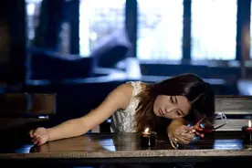福芝正本：女孩工作应酬小心酒桌上的危险图片