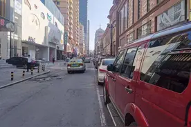 鞍山城区新增924个停车泊位图片