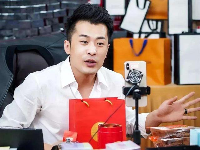 真假燕窝泡发前后图 2026年真假燕窝泡发前后图片大全