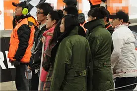 这么贵的东西，怎么中国人几乎都有？美国人感叹：中国人真有钱图片