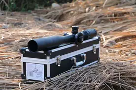 国外的军队几乎都装备有瞄准镜，为很少见到中国步枪有瞄准镜？图片