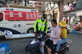 电动车上路有标准，骑车带好这些东西上路行驶，再严查也不“慌”图片
