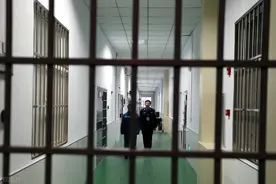 「所见所闻」刑拘三十天，为何暴瘦四十斤？图片