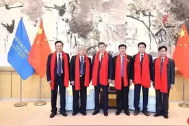 20年前办了家公司，山大和山师老师成富豪，潍坊技术员成山东首富图片