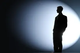 背负竞业协议，他们成为互联网大厂里的隐形人图片