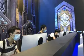 上海大宁音乐广场外星人旗舰店 CHINAJOY年度游戏盛宴开场啦图片