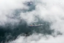 小说：车头放红牛，什么意思你懂的！有人竟然放瓶茅台图片