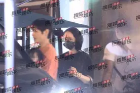 向佐一家三口外出聚餐，全程抱娃不离手，郭碧婷衣着宽松引猜测？图片