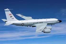 频繁抵近试探底线，美舰再次进入东海，距离温州最近时仅82海里图片