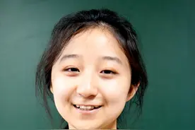 中考747分！外表文静，内心洒脱，这个女孩学累了疯狂玩滑板图片
