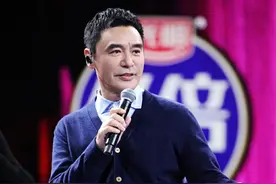 67岁钟镇涛亮相综艺，状态极佳似40？70岁谭咏麟同台太显老图片