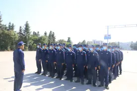 原来“蓝朋友”的硬核驾驶技术是这样练成的！图片