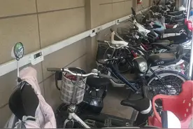 充电一小时0.25元，看似不贵的价格，实际在拿消费者当猴耍图片