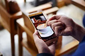 花粉：才看一眼，我就知道你是老用户了！图片