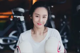 女孩子健身也要蛋白粉吗？蛋白粉存在副作用吗？这里帮你解答图片