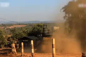 老挝陆军演习出动最强坦克：从T-34直接升级到T-72视频封面