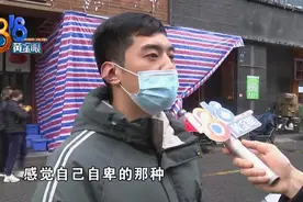 耳朵大小不一做整形，术后颜色却变了？图片
