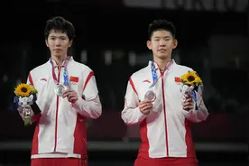 国羽公开回应内讧传闻，却越描越黑！窝囊丢金确因闹矛盾图片