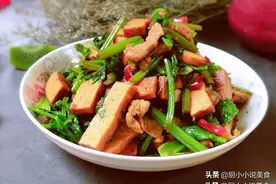 炒香干，切记“2种调料”下锅顺序，香干嫩滑入味，咸香下饭图片