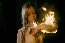 小孩天生没有痛觉，而这个超能力却是一场灾难，一部人性奇幻电影视频封面