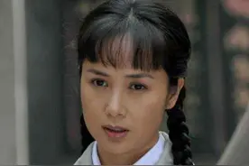 “影后”蒋雯丽，抛弃王全安投身顾长卫，婚后27年勇敢捍卫婚姻图片