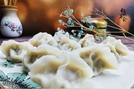 煮冻饺子，冷水开水下锅都不对，牢记这7点，足以媲美鲜水饺图片