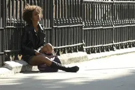 只有独立自足才能获得完整的人格图片