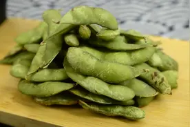 日本人居酒屋必点下酒菜——枝豆图片