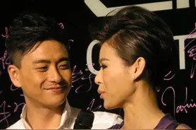 2012年黄宗泽不输罗志祥，为撩妹随身带3个手机，无惧胡杏儿抓包图片