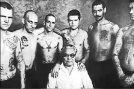 俄罗斯黑帮有多黑？当街抢劫列宁、偷勋宗女儿的胸针，还贩卖导弹图片