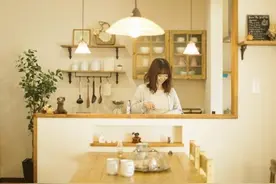 灶台抬高25cm再挖个洞，收纳量可以增加一倍，我家小厨房已安排上图片