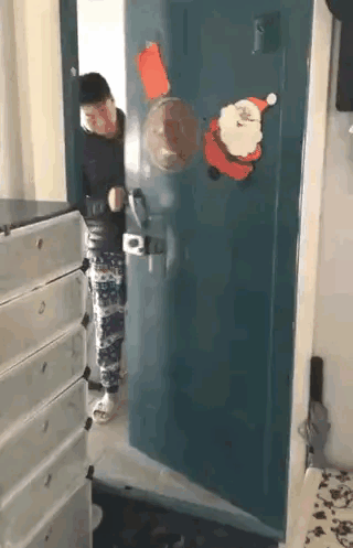 爸爸带娃系列，你永远不知道会发生什么，哈哈哈图片