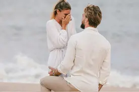 人生赢家小萨博尼斯，去年求婚成功，妻子曾是湖人啦啦队成员图片