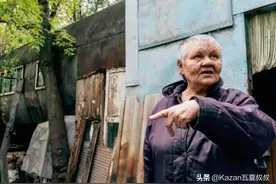 俄罗斯老妇在铁桶里生活35年，没水没电没暖气，称住这比养老院强图片